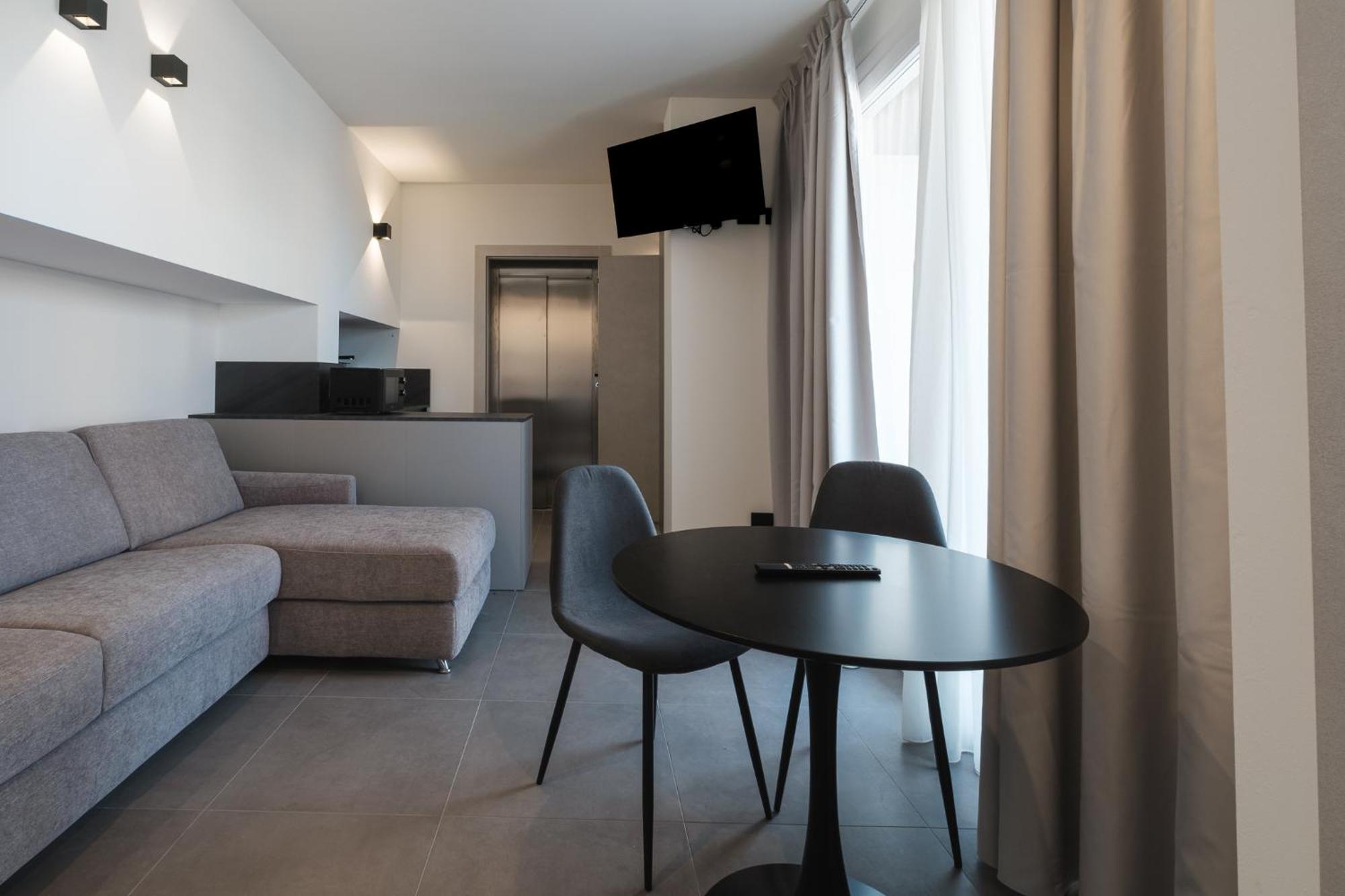 Residence Goldoni6 Suite Apartment Rimini Kültér fotó